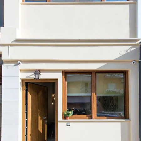 Gv Maisonette